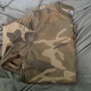Old Navy long sleeve camouflage t-shirt